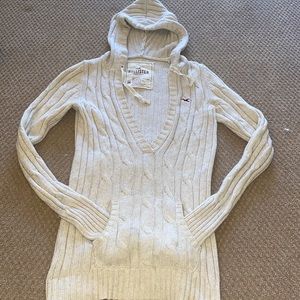 Hollister Tan Hooded Sweater Size M